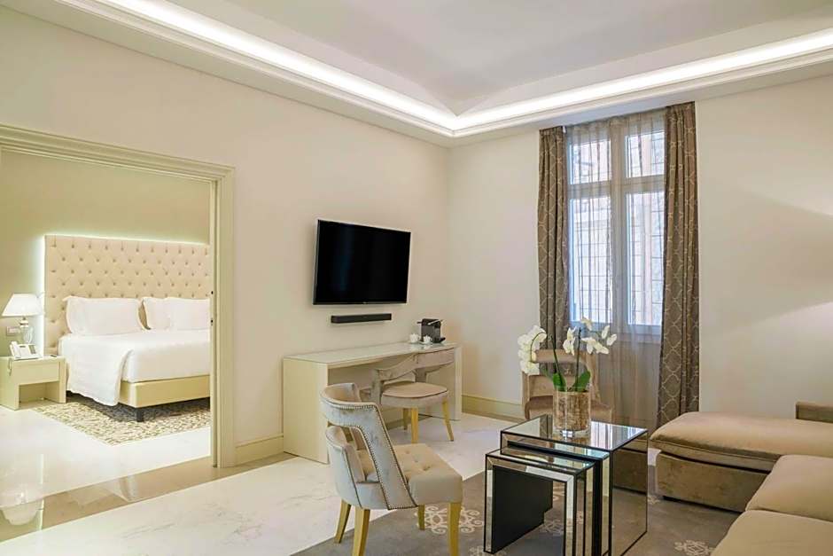 Aleph Rome Hotel, Curio Collection By Hilton