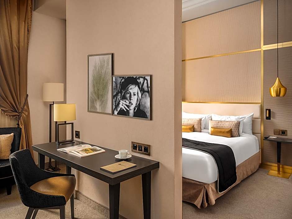 Niepce Paris, Curio Collection By Hilton