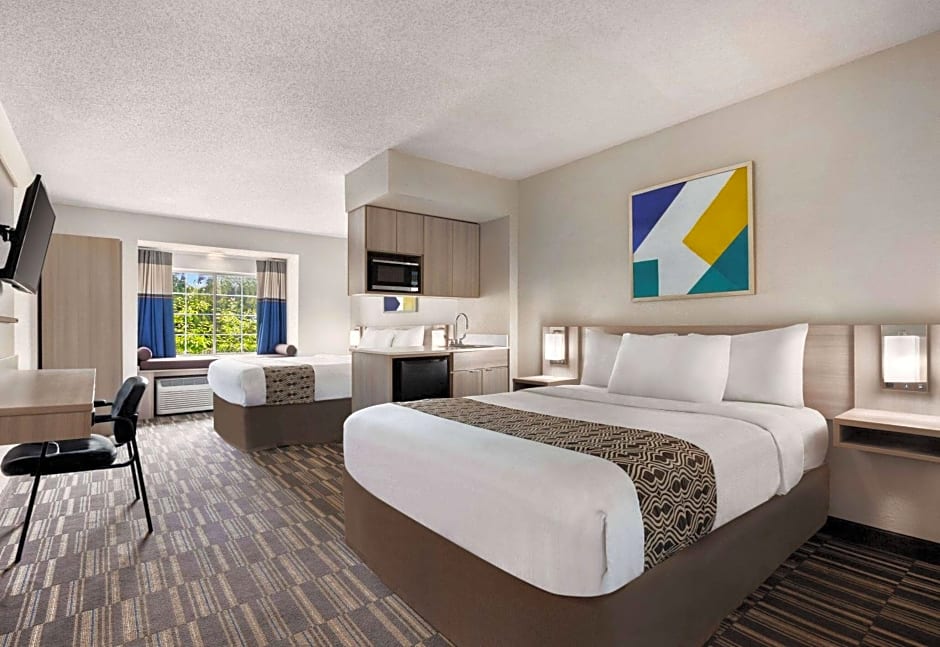 Microtel Inn & Suites By Wyndham Florence/Cincinnati Airport