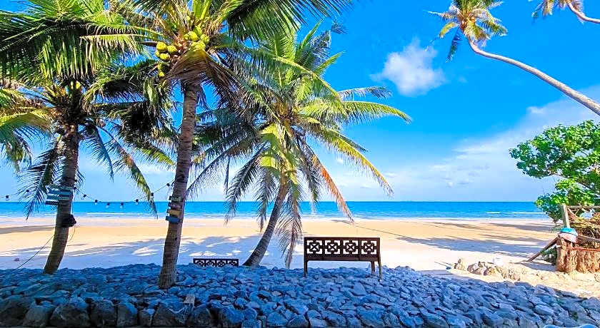 Saphli Villa Beach Resort