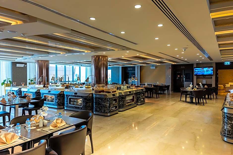 Remal Hotel & Villas Al Dhannah City