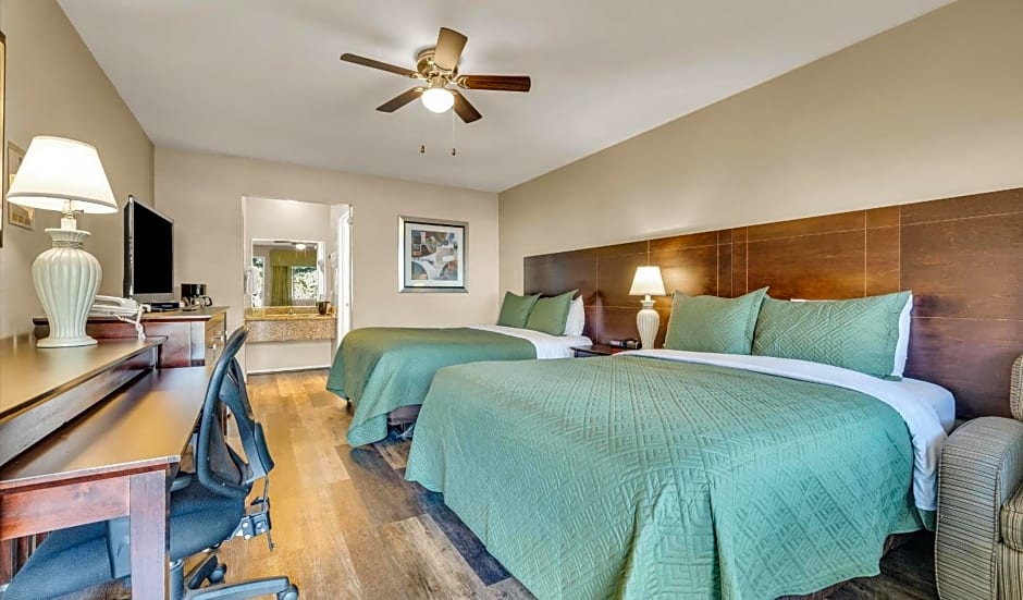 Scottish Fairway Inn