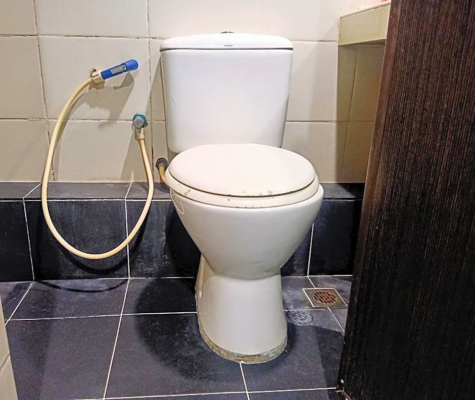 OYO 90411 Perdana Hotel Labuan