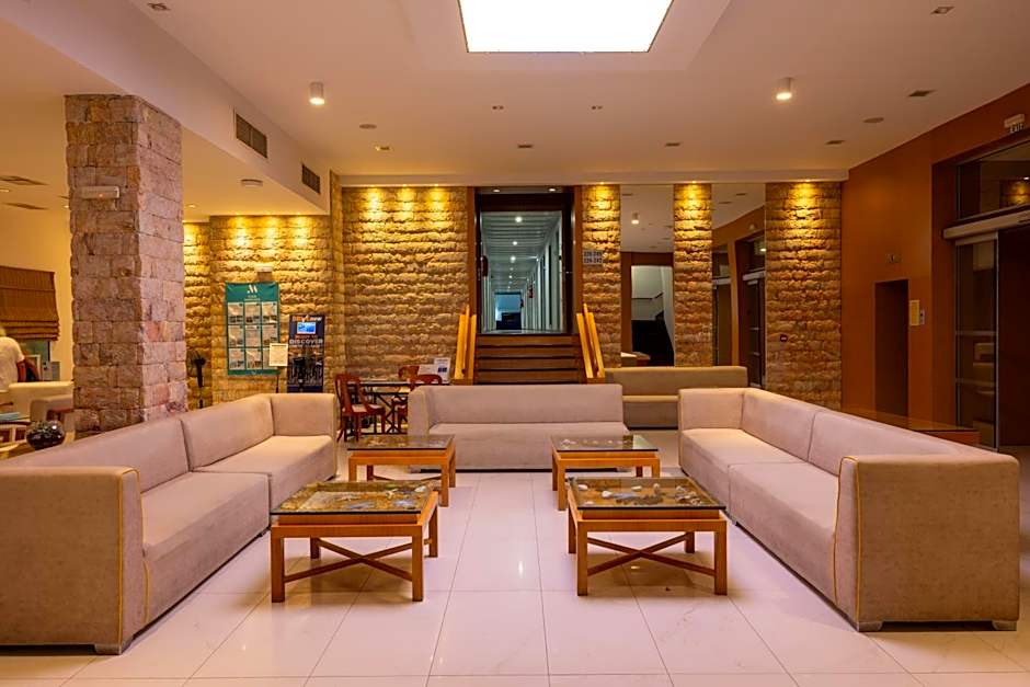 Mare Blue Hotel