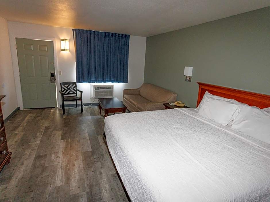 Chincoteague Inn