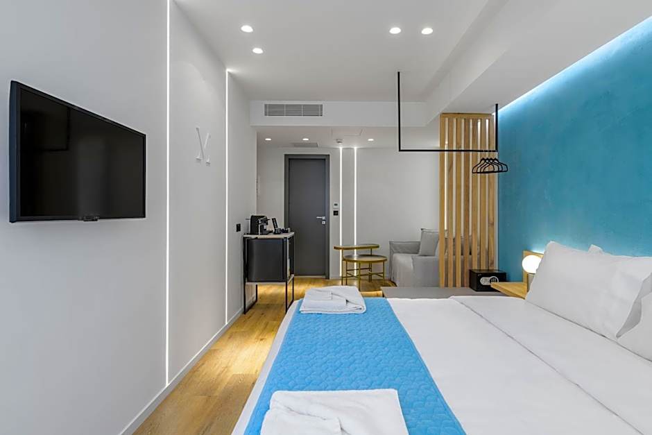 Acropolis Magenta Luxury Suites