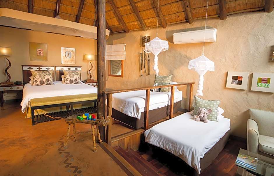 Lukimbi Safari Lodge