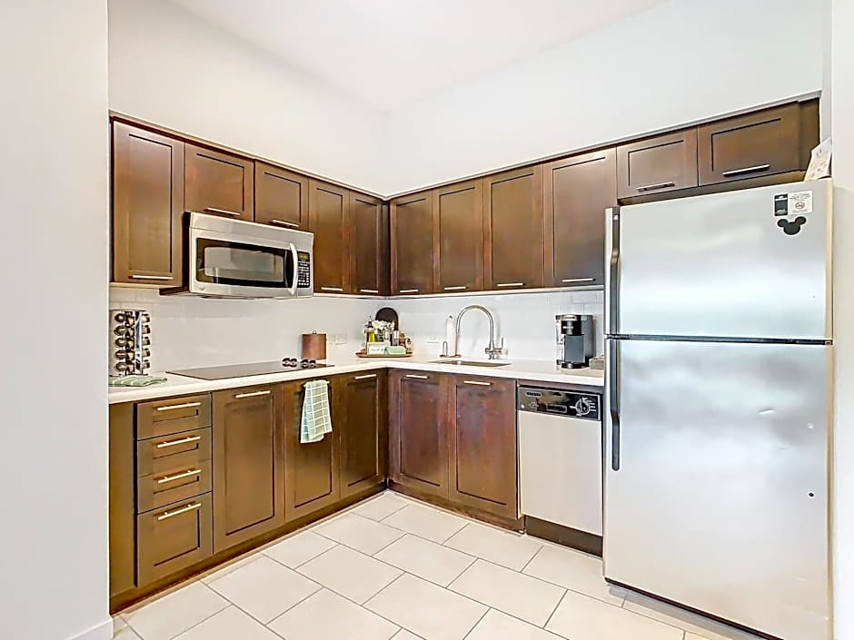 1Bed/1Bath Pet Friendly Condo at the Melia