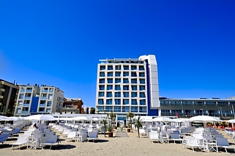 Hotel Excelsior