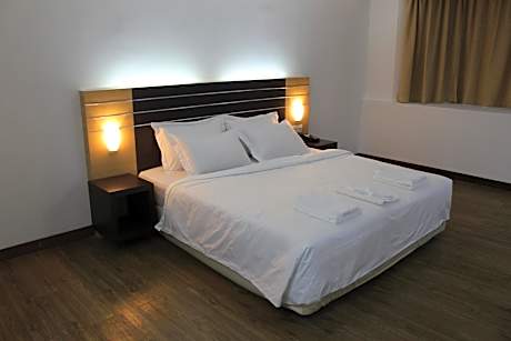 SARA HOTEL