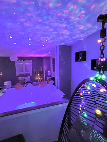 Loft avec Baignoire SPA LÉcrin Romantique