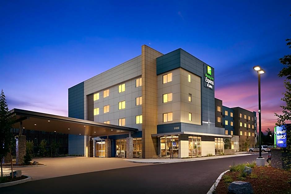 Photo 1 of 30 of Holiday Inn Express Portland Airport By IHG