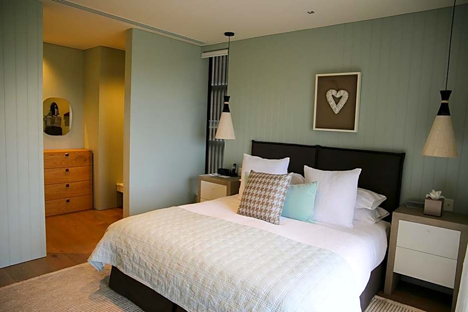 Kinloch Manor & Villas