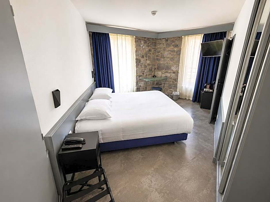 Hotel Montbrillant