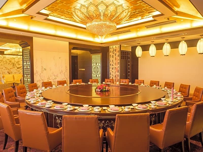 Don Chan Palace Hotel & Convention