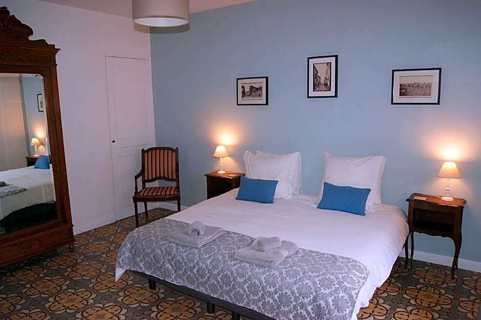 Le Petit Molière Chambres d'hôtes et gîte