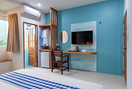 Deluxe Double Room with Balcony