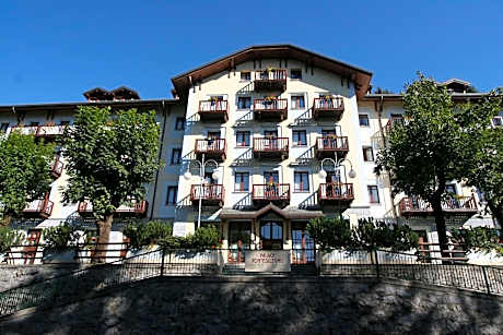 Palace Pontedilegno Resort