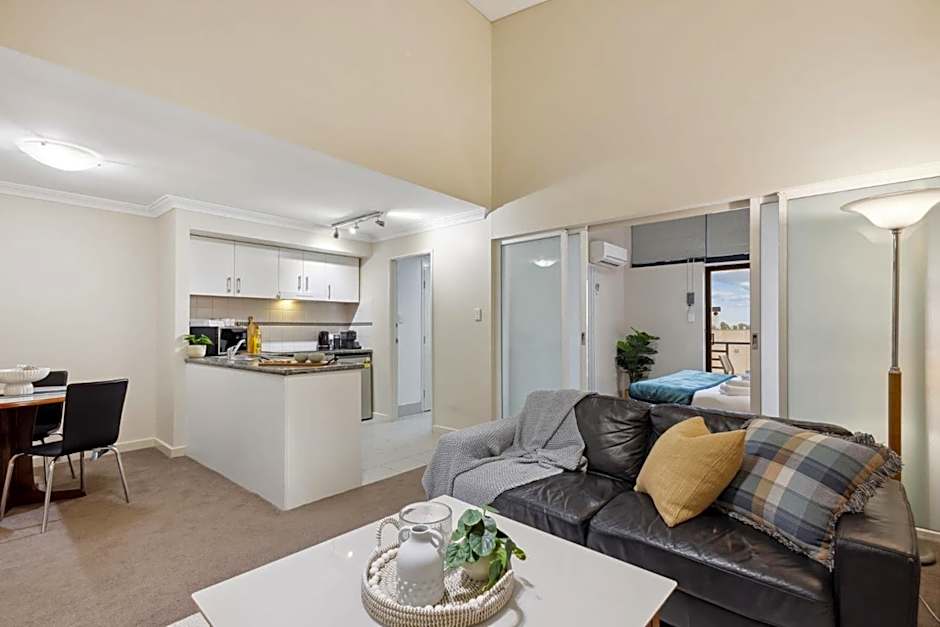 Luxurious City Apartment