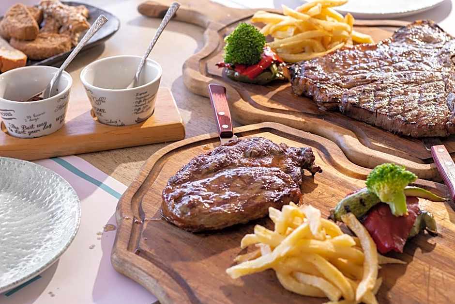 Yianna Caravel "by Checkin"