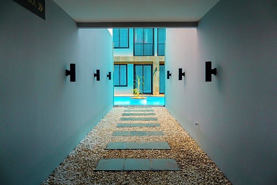 Royal Regantris Trawangan