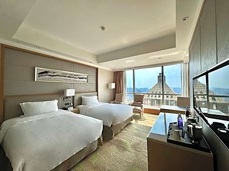 Twin Deluxe Room With Expansive Views