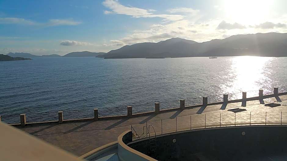 Apartment on the sea