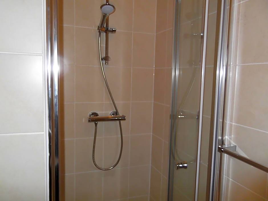 The Bay House Lake View Guest House - Adults Only