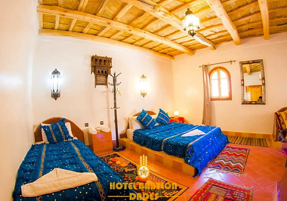 Hotel Babylon Dades