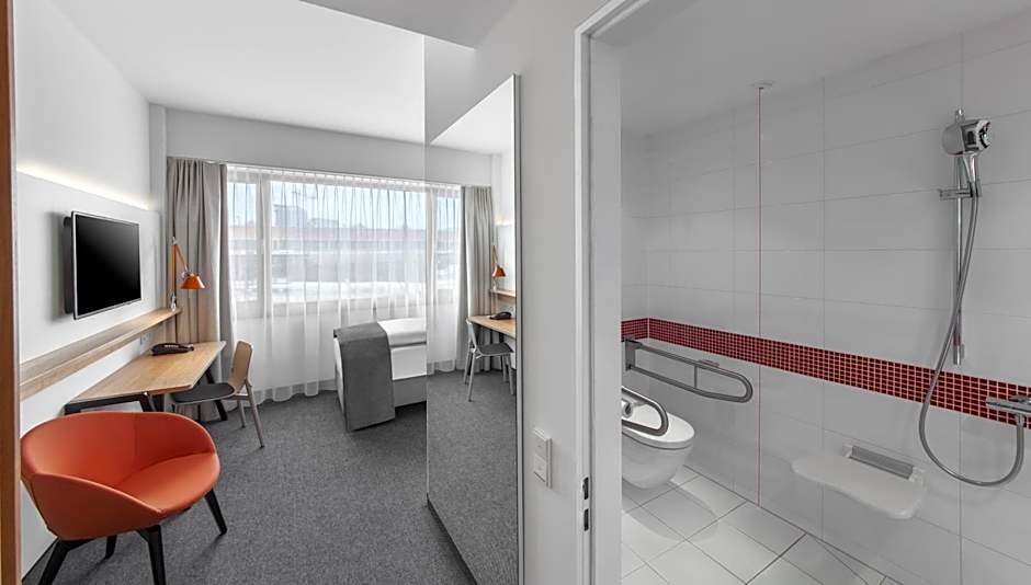 Holiday Inn Munich - Leuchtenbergring By IHG