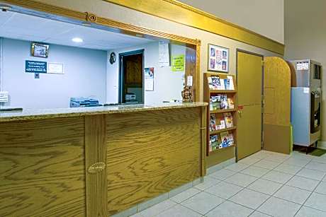 1 Queen Bed Non-Smoking