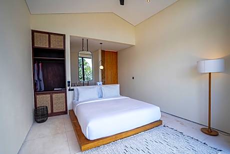 One Bedroom Villa with Private Heated Pool