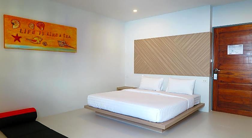 Phuket Marine Poshtel