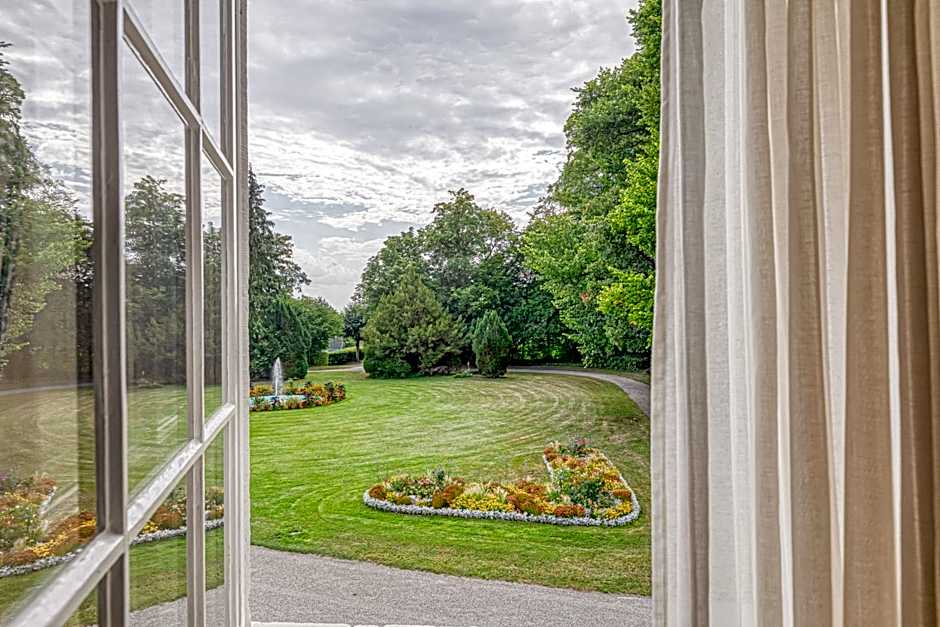 Wald & Schlosshotel Friedrichsruhe