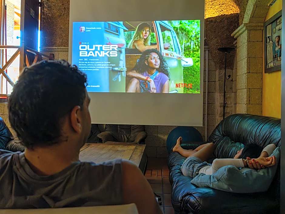 Duque Nest Hostel