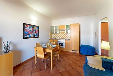 Apartment (5 Adults)
