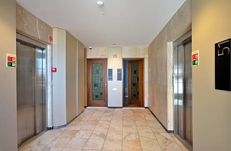 Spot Family Apartments