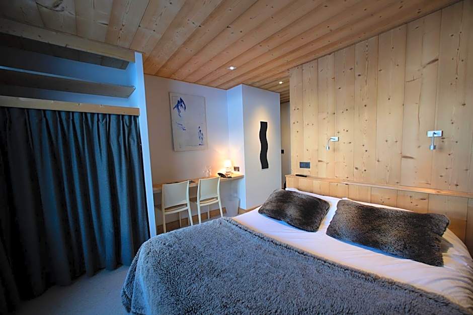 Chalet-Hôtel Les Rhodos