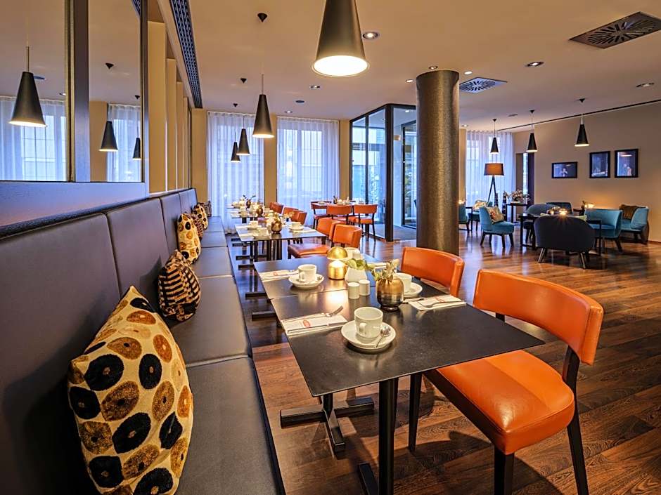 Adina Apartment Hotel Frankfurt Neue Oper