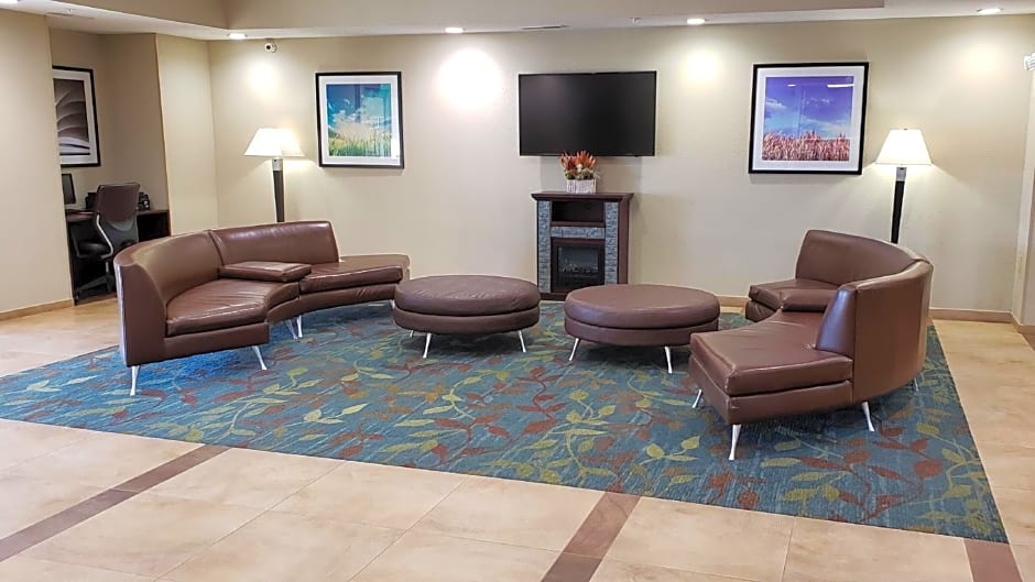 Candlewood Suites Woodward By IHG
