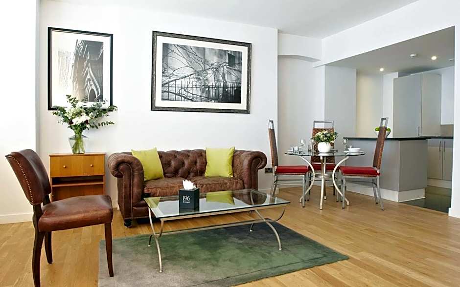 196 Bishopsgate Apartments by DMONTRIO