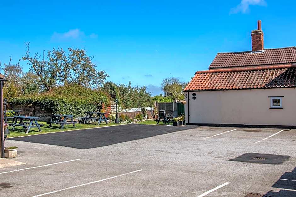 The cabin saracens head