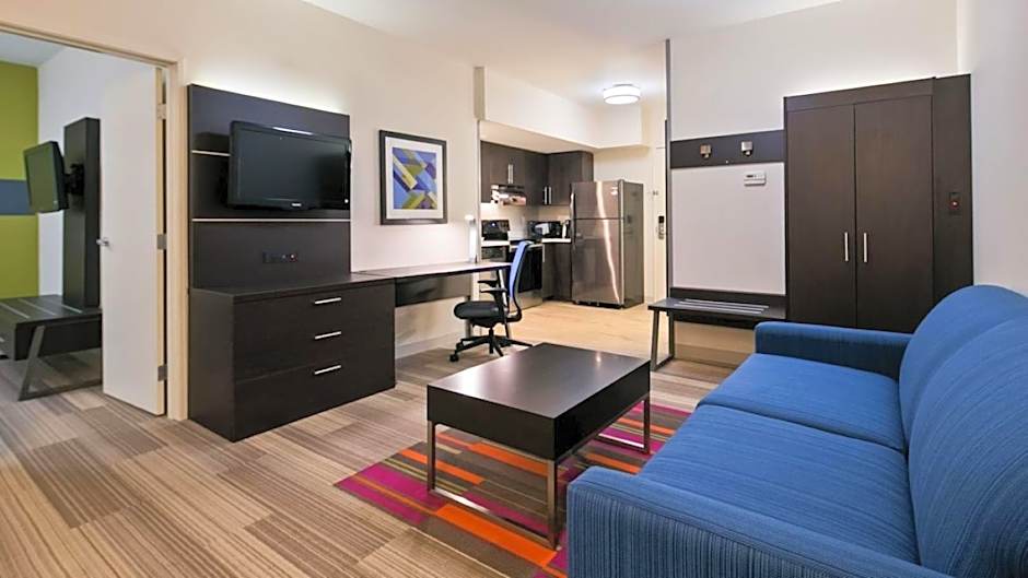Holiday Inn Express Hotel & Suites Everett By IHG