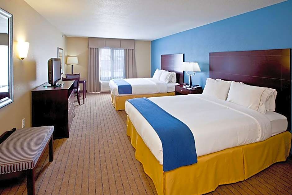 Holiday Inn Express & Suites Shelbyville Indianapolis by IHG