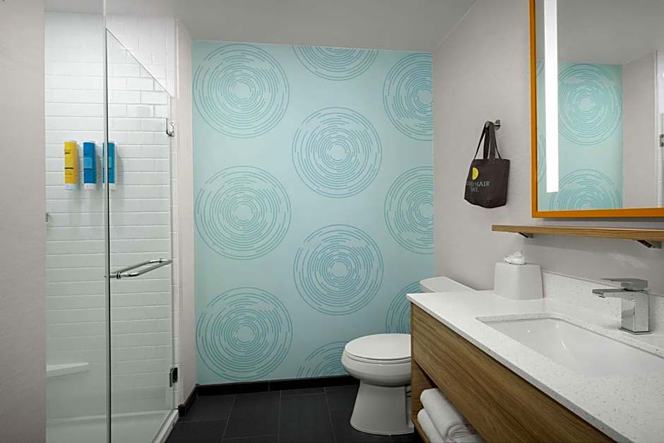 Tru by Hilton Jacksonville Airport I-95