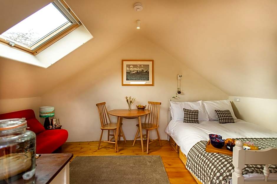 Photo 1 of 18 of Snowdonia Hideaway