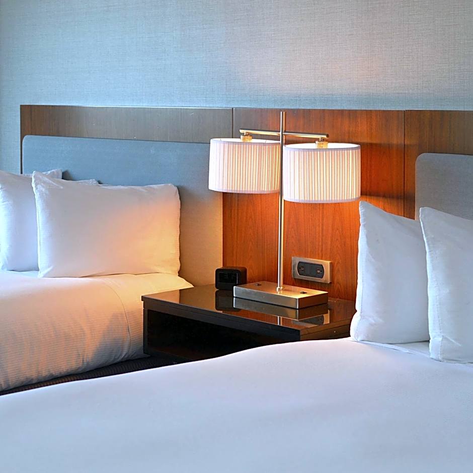 DoubleTree By Hilton Newark - Fremont