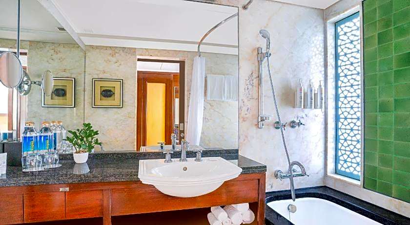 Hyderabad Marriott Hotel & Convention Centre