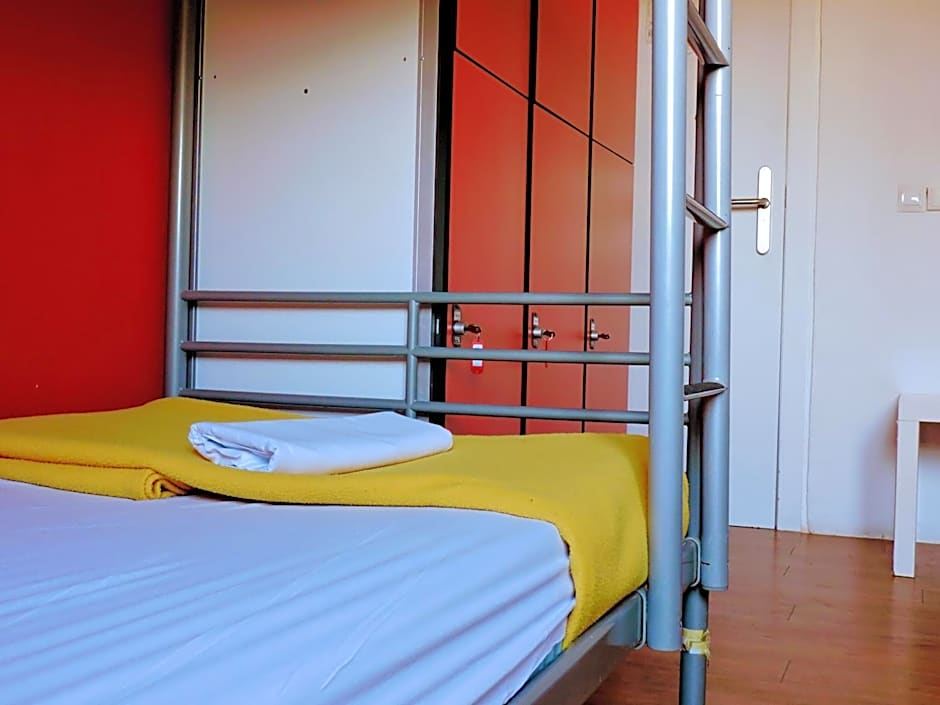 Feetup Home Backpackers Valencia