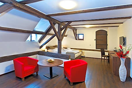 Large Double or Twin Room